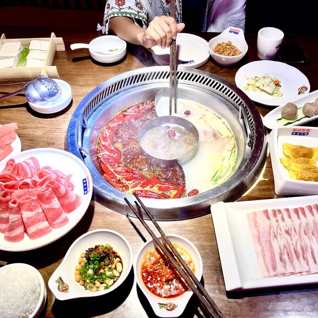 LOCAL HOT POT 🍲 QIAN DAO HU DELICIOUS 