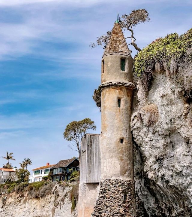 Laguna offbeat attraction ~ "Dream Pirate Tower"