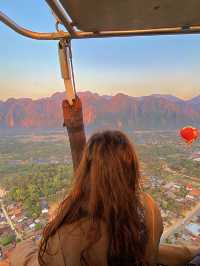 Laos Travel Guide | Watch the sunrise from the world's cheapest hot air balloon ride!