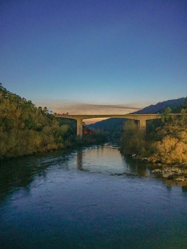 Spanish spa town Ourense, watching the stars while soaking in the outdoor hot springs ♨️