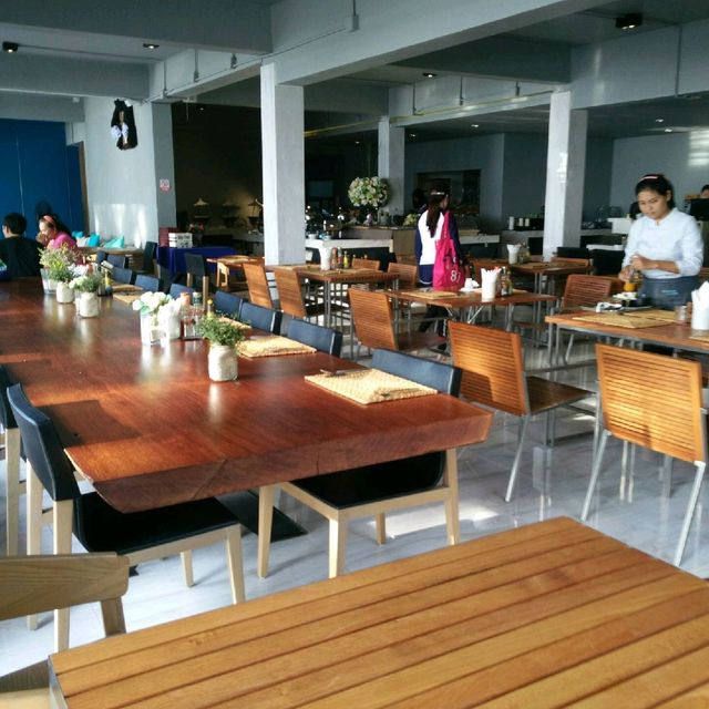 The Cove Bistro 