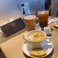 銅鑼灣特色music bar
