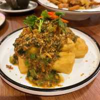 旺角｜少女心小清新霓虹燈下嘅精緻泰菜🇹🇭🍹🍖
