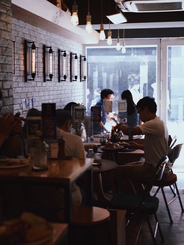 西營盤型格悠閑Cafe