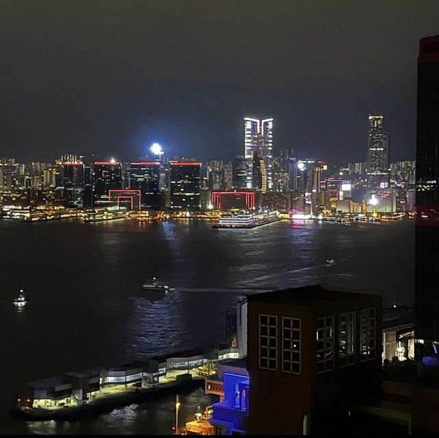 房間乾淨 明亮 一般大小