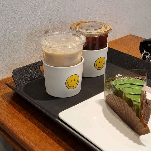 인스타 피드에 거기 맞아요 : 복합문화공간 사유