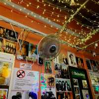 Woody cafe 