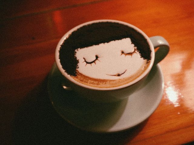 칭다오카페추천 빈티지 인테리어의 따뜻한 공간 keer cafe