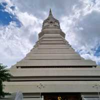 ไหว้พระทำบุญ @กรุงเทพฯ