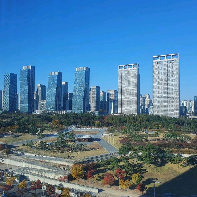 송도 센트럴파크를 품은 미래 지향적 호캉스!!