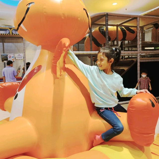 Family friendly theme indoor playground 🎡😍