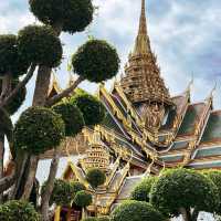 ADMIRE THE BEAUTY OF GRAND PALACE