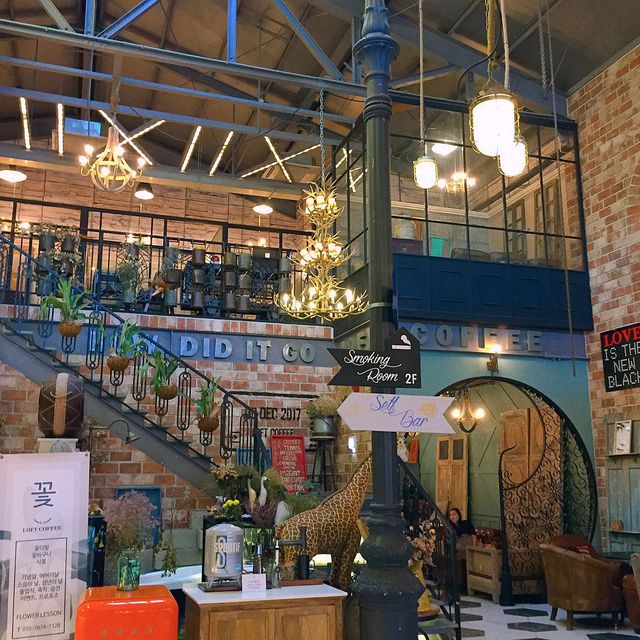 메론빙수가 맛있는 창원 LOFT COFFEE ☕️