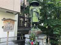 【京都】京都の中心！頂法寺(六角堂) の「へそ石」