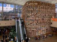 Starfield Library

ห้องสมุดกลางห้าง COEX Mall