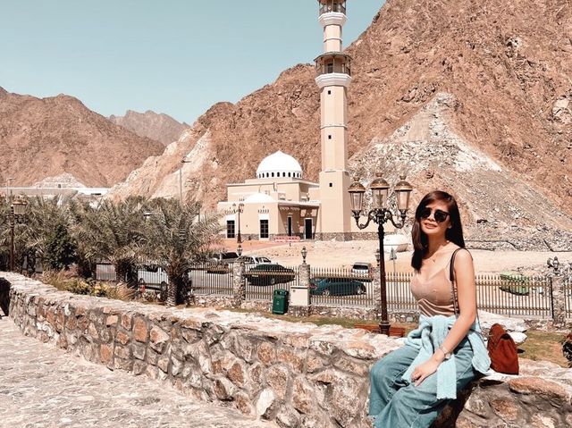 Rock your day at Khor Fakkan!