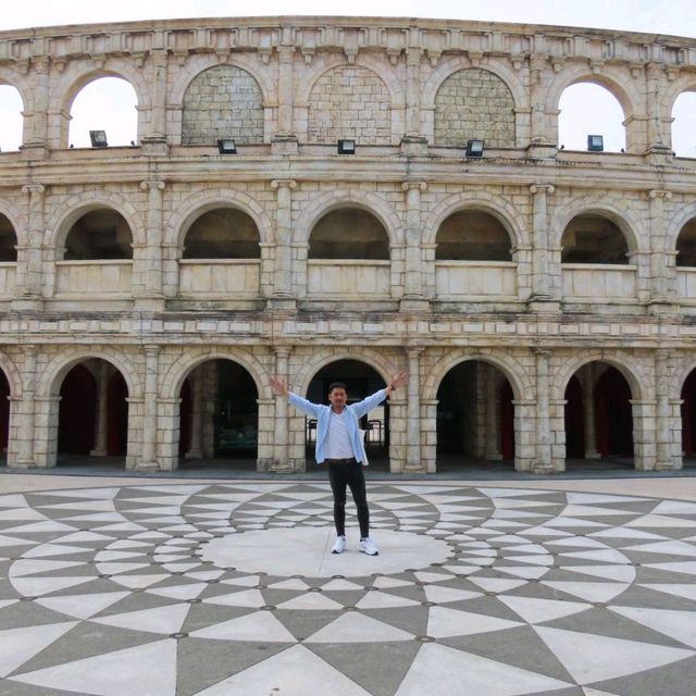 the ruins of the coliseum in macau