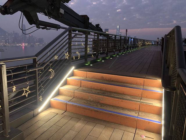 31/12 跨年倒數之維港夜景180度酒店