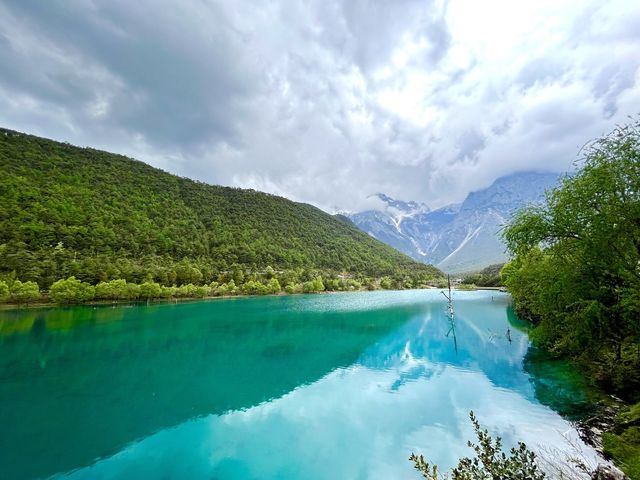 PARADISE ON EARTH BLUE MOON VALLEY LIJIANG 