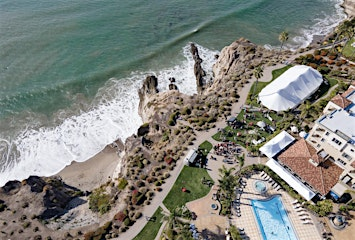 Shell Beach Food & Wine | Dolphin Bay Resort & Spa