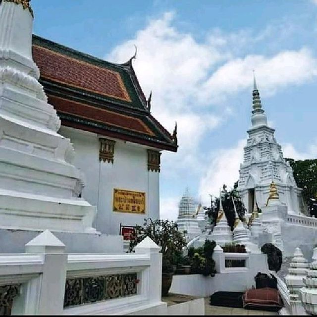 วัดพระพุทธบาทราชวรมหาวิหาร​ จังหวัดสระบุรี