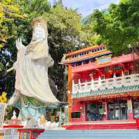 淺水灣古色古香鎮海樓公園