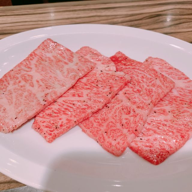 焼肉 ジャンボ 本郷店