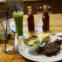 Steak lovers get closer Double U Steak