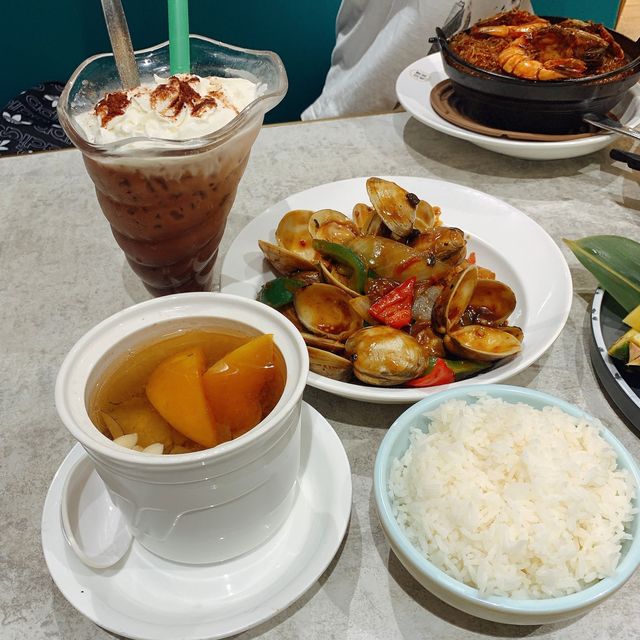茶餐廳重新定義👏🏻炮台山平民價錢享高質素