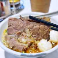 牛腩🐂擔擔麵🍜一次過滿足晒😍你兩個願望
