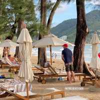 Pine beach bar : คาเฟ่ใน intercontinental phuket 