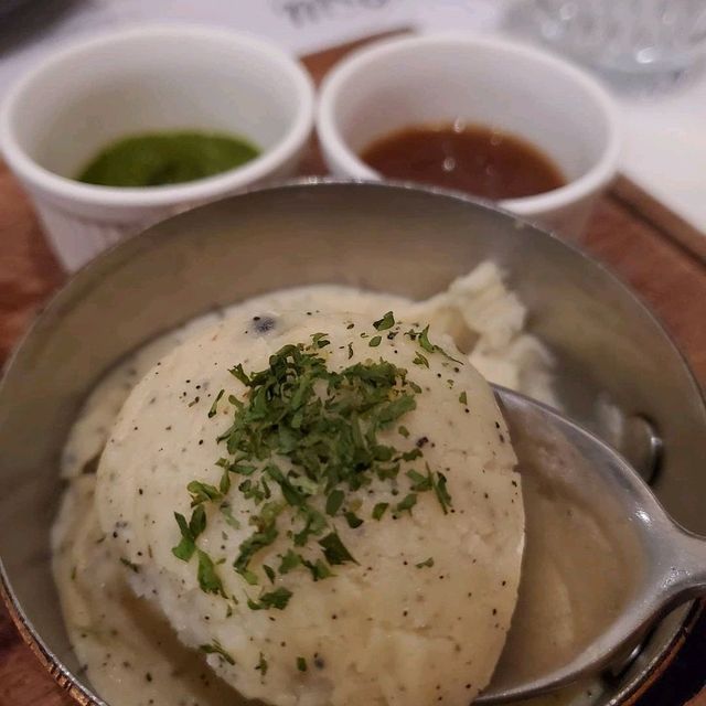  【牛扒青蛙：食肉獸又出末了】
