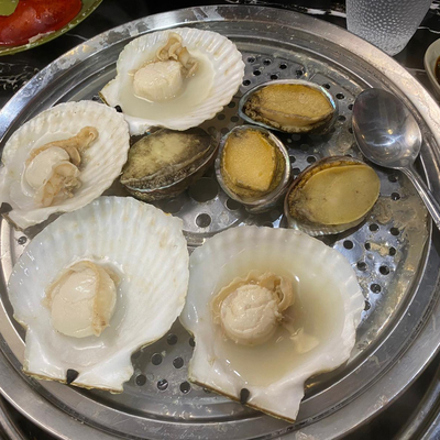 海鮮蒸鍋粥底火煱 Trip Com 香港trip Moments 貼文