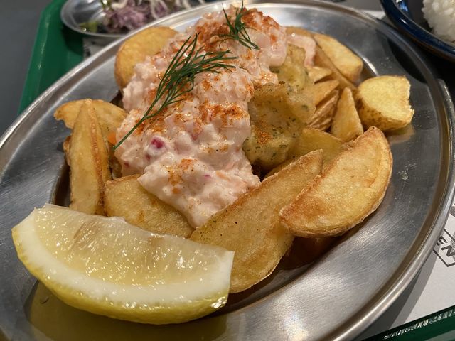 Restaurant 『FORQ 』のdinnerを楽しむ。『KEIRIN HOTEL10』