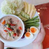 ร้านบ้านรับรอง อาหารอร่อย ซอย ศรีนครินทร์ 55