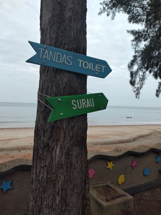 Pantai Teluk Kemang