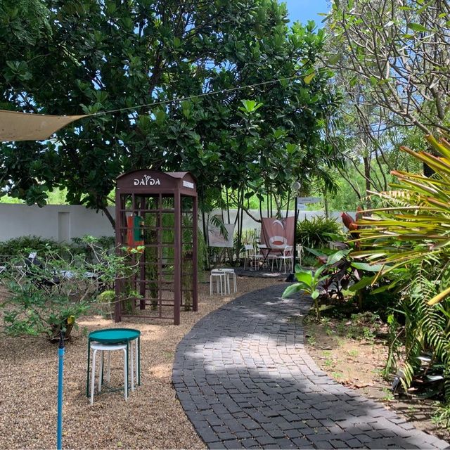 Newly Garden Cafe in Nakhon Pathom 🌳
