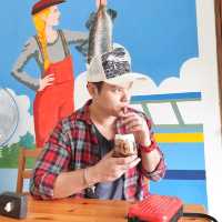 "บรรยากาศสุดชิล กับ cafe' ริมแม่กลอง"