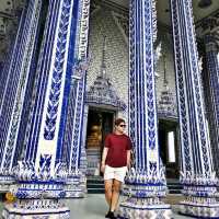 โบสถ์เซรามิกสีน้ำเงิน 