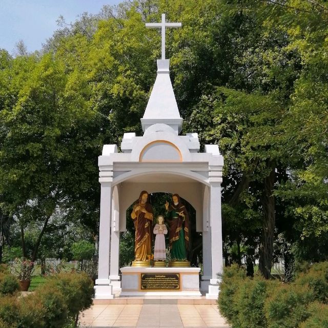 Saint Anna Catholic Church 🕍