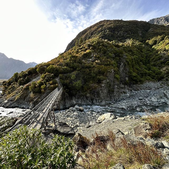 NZ Mt Cook Red Tarns