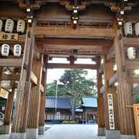 300年的歷史的古蹟 八坂神社