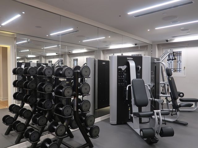 Comprehensive facilities at Raffles Hotel SG