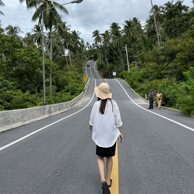 ขนอม