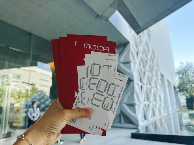 ไปถ่ายรูป เสพงานศิลป์กันที่ •MOCA Museum• 🎨🖼️