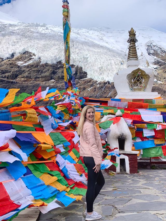 Stunning Glacier in Tibet 