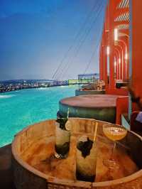 Cheers to a rooftop pool on the 41st floor!! 