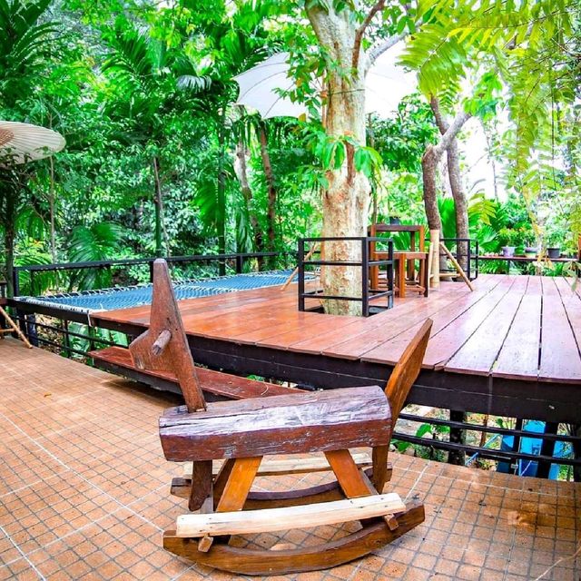 Nua Tone Resort & Café

