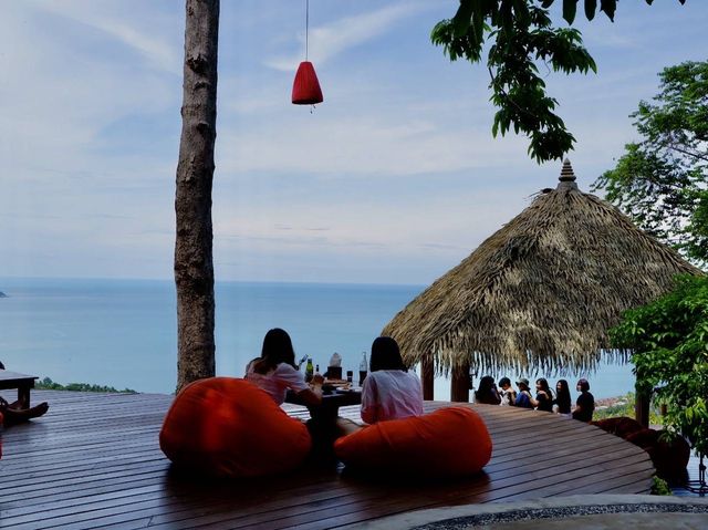 เดอะ จังเกิ้ล คลับ (The Jungle Club) @เกาะสมุย 