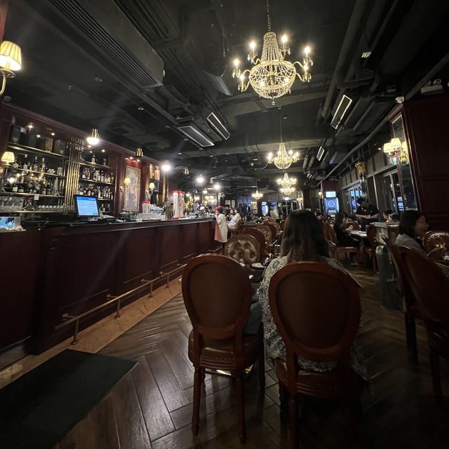 東涌隱世華麗宮廷風西餐廳 東涌隱世華麗宮廷風西餐廳